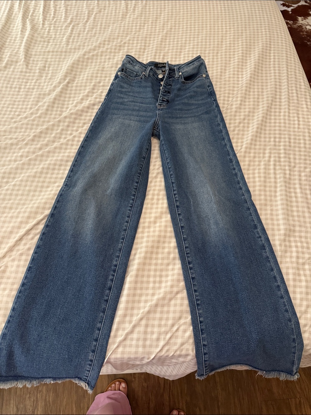 Judy Blue Wide-Leg High-Rise Button-Fly Jeans in Medium Blue Wash